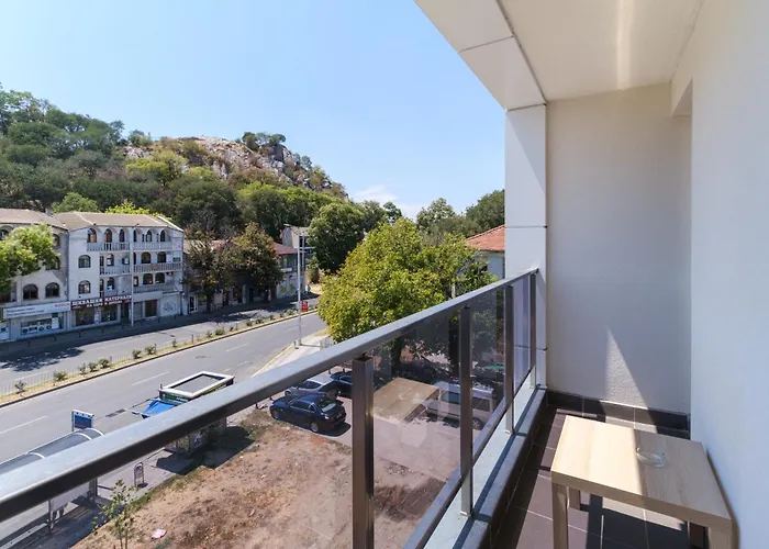 Modern 1-bedroom With Free Parking Plovdiv